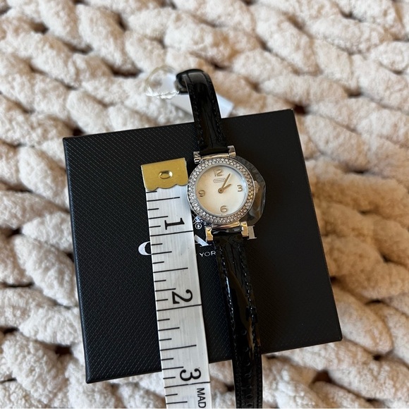Coach watch with leather strap new - Picture 7 of 12